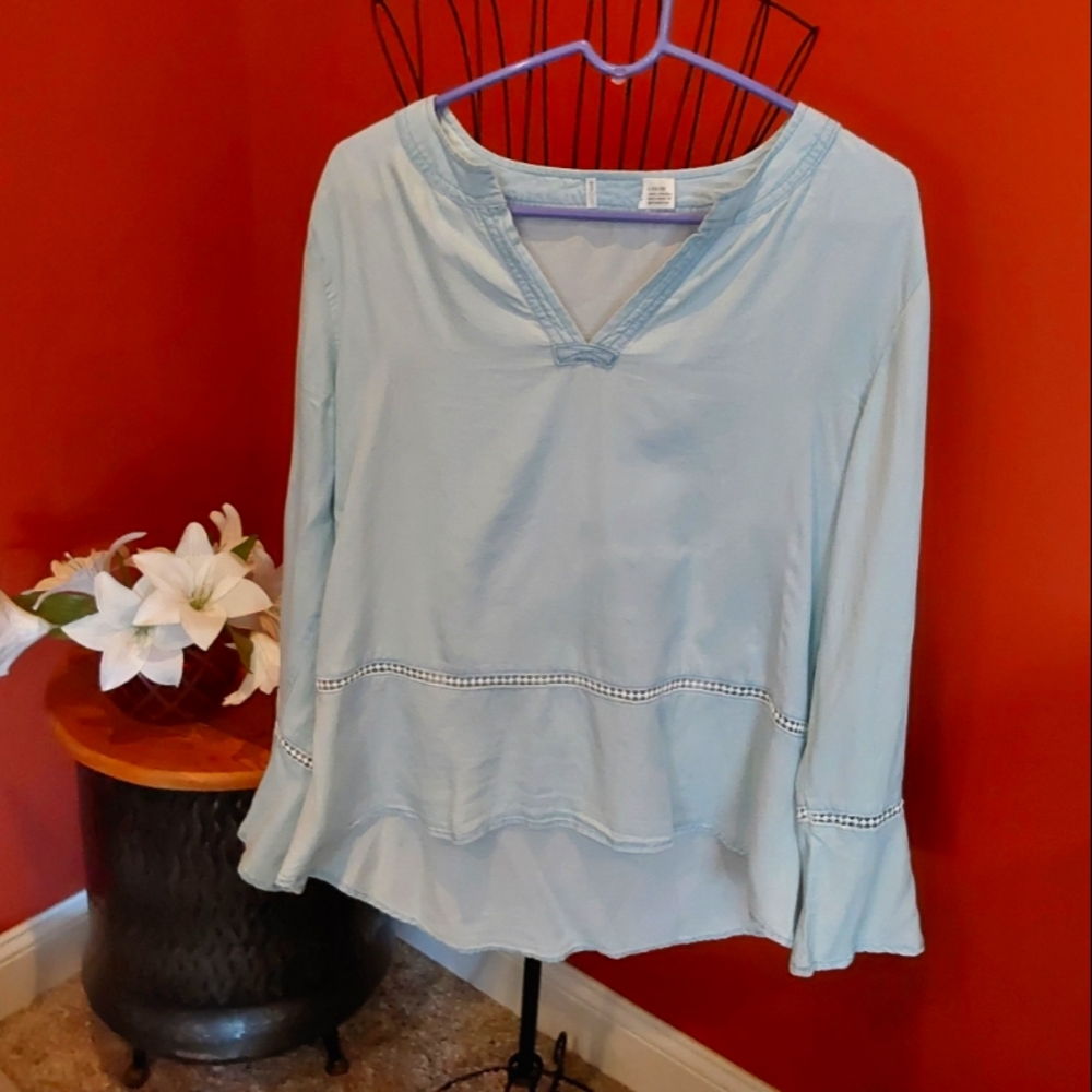 Blue top